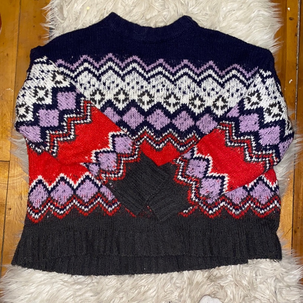 American Eagle sweater